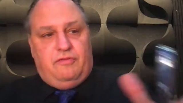 How do I turn off my iPhone 12 without calling 911? смотреть онлайн