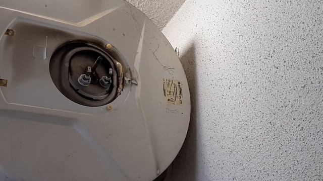 Boiler / Electric Water Heater. Internal Cleaning And Seals Maintenance.