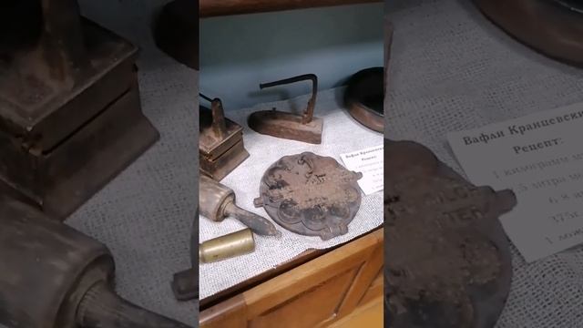 Старая вафельница из чугунины смотреть онлайн