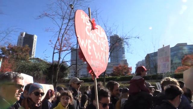Over 10,000 join activist Greta Thunberg for climate march | Vancouver Sun