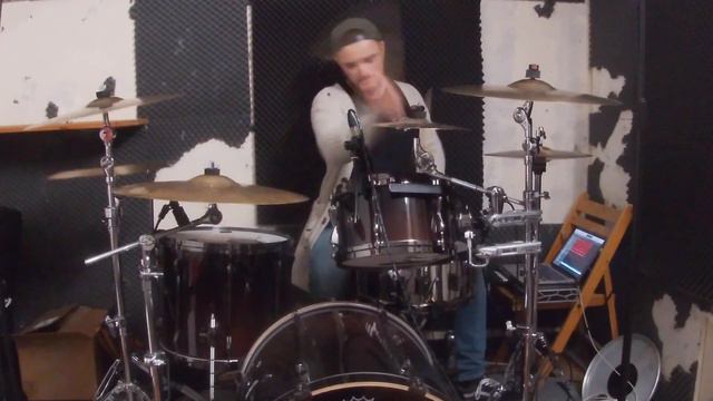 Take My Hand - Simple Plan (ONE TAKE Drum Cover) смотреть онлайн