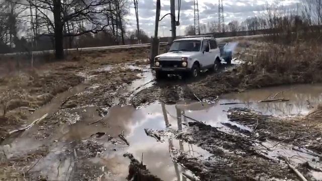 Нива по бездорожью с прицепом?? смотреть онлайн
