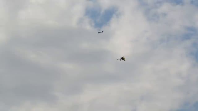 Летающий FPV Калашников для борьбы с дронами противника. смотреть онлайн