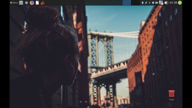 XFCE Greybird on Arch Linux [2017] смотреть онлайн