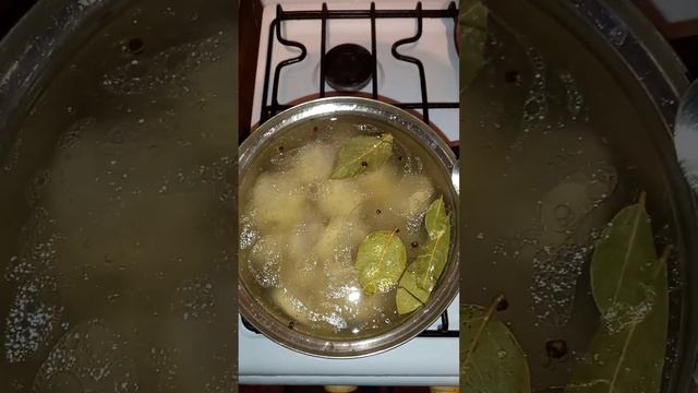 Варю пельмешки.Продолжение /Пельмени ещё раз пельмени/ смотреть онлайн