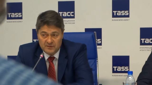АНДРЕЙ МАРТЕМЬЯНОВ, главный тренер ХК "Автомобилист" смотреть онлайн