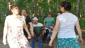 Измайловский пятачок, золотые дни лета