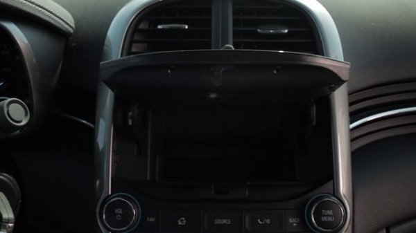 Chevy Cruze vs. Chevy Malibu Comparison