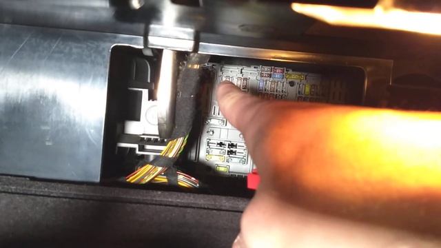 ALARM SYSTEM FUSE LOCATION BMW E90 E91 E92 E93