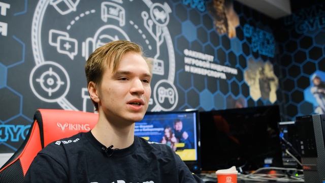 11 вопросов о киберспорте «Pure» студенту Факультета киберспорта Университета «Синергия» смотреть онлайн