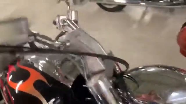Honda VTX 1800, 2006 год (2) смотреть онлайн