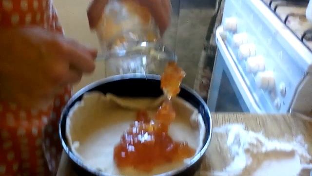 Рубрика от мамы 1: делаем дроживой пирог с повидлом:-)