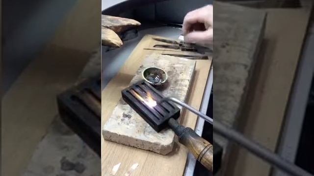 Как расплавить золото смотреть онлайн