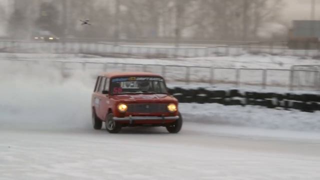 ? Вызов чемпионам WDB от зимней команды Drift Craft смотреть онлайн