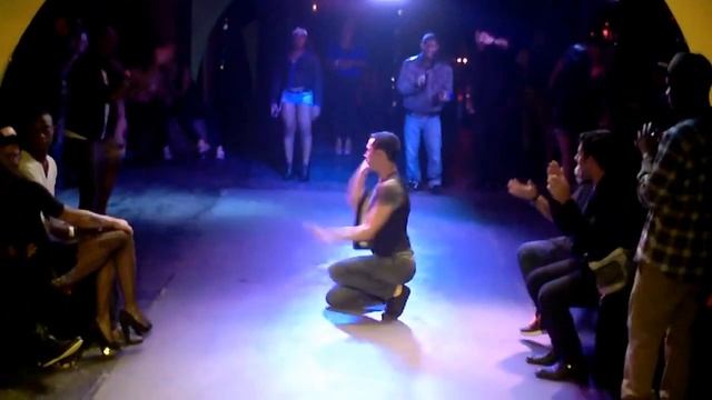 Bubbles Infiniti 10's смотреть онлайн