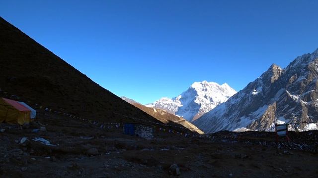 Непал, Манаслу (2018) - 2 серия / Nepal, Manaslu (2018) - 2 part смотреть онлайн