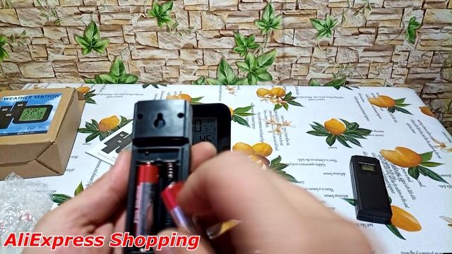 Цифровая метеостанция с термометром, с 3 беспроводными датчиками c Аliexpress, Яндекс маркет. смотреть онлайн