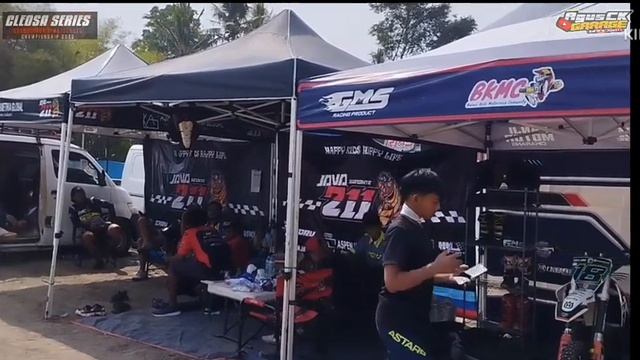 suasana sirkuit grand final cleosa series hari ini ||sirkuit rizky motorsport leses klaten смотреть онлайн
