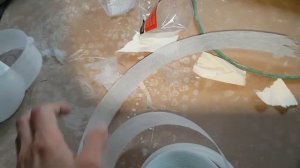 Чем заделывать швы гипсокартона? Что выбрать -  стекловолокно, бумажную ленту или серпянку?