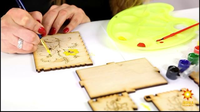 Набор для творчества "Шкатулка из дерева Петриковская роспись" смотреть онлайн