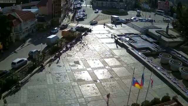 Вебкамера "Площадь Советская". Запись 14.11.2017 12:00:03 смотреть онлайн