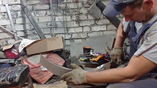 Замена арки заднего крыла часть 2-я. Изготовление арки. смотреть онлайн