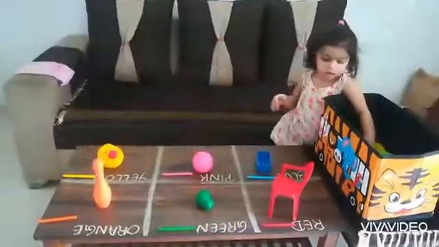 Learn To Find Different Colours..Easy Way To Learn Colours смотреть онлайн