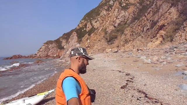 Высадился на оранжевом пляже смотреть онлайн