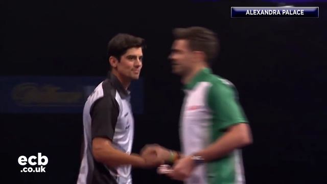 James Anderson and Alastair Cook - World Championship darts смотреть онлайн