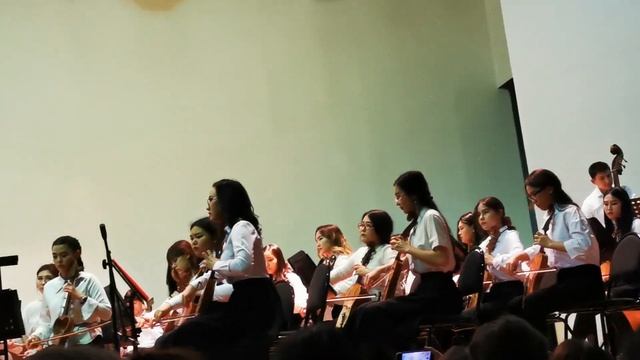 Оркестр КазНУИ Дирижёр Маралжан Мырзакулова смотреть онлайн