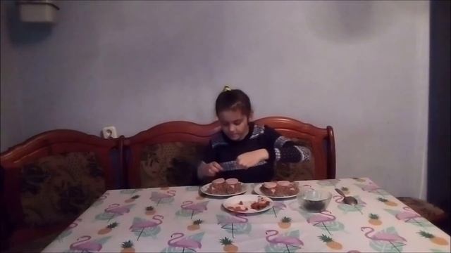 завтрак для бабушки и сестры смотреть онлайн