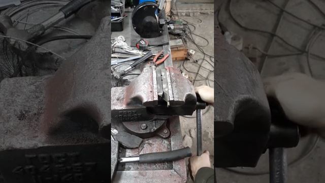 Ремонт стеклоподьемника MB 350 W219 2 смотреть онлайн