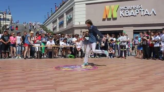 МОДНЫЕ ТАНЦЫ \ BBOY SCRAT смотреть онлайн