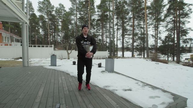 Academia Karanterium - Lasse Kukkonen. Jakso 6: Aika ulkoilla, pihakuntopiiri смотреть онлайн