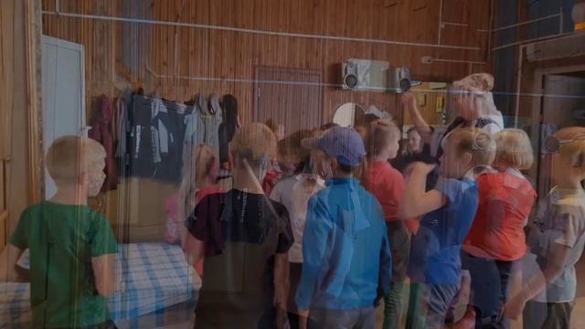 Чтим русские традиции Забавы вокруг русской печи смотреть онлайн