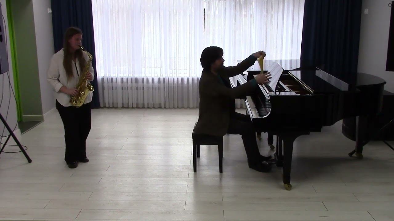 Ю. Савалов “Осенние клены”, Дж. Брубек “Играем на пять” смотреть онлайн