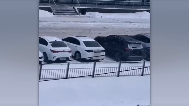 САМЫЕ НЕЛЕПЫЕ ОШИБКИ РАБОЧИХ, СНЯТЫЕ НА КАМЕРУ смотреть онлайн