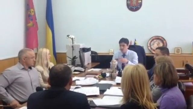 Обсуждение финансового плана гостиницы "Украина" смотреть онлайн