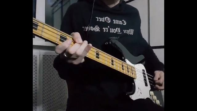 Spit In My Face! - Thxsomch | !Bass cover! смотреть онлайн