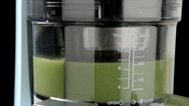 EL EXTRACTOR DE ZUMOS SMEG - SJF01 смотреть онлайн