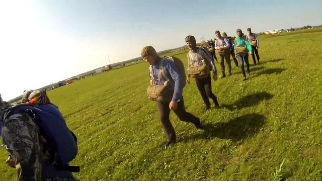 Прыжки с парашютом 27.08.17 Красноярск ДОСААВ смотреть онлайн
