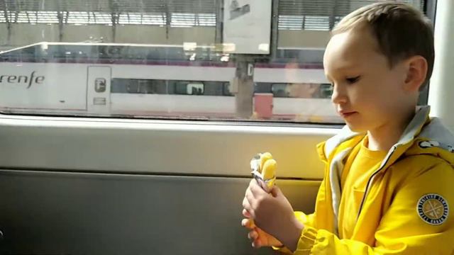 Дети и поезда. Прокатнулись на поезде. смотреть онлайн