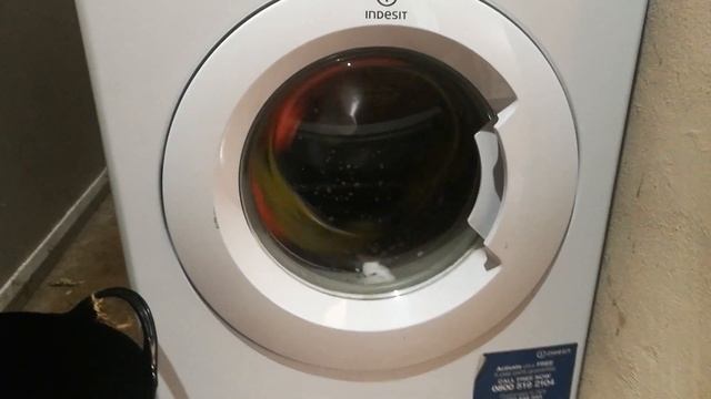 Indesit Innex XWD71452 spin смотреть онлайн