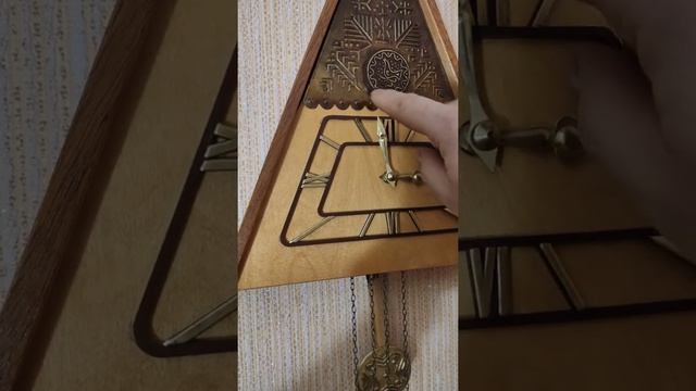 Часы МАЯК с кукушкой смотреть онлайн