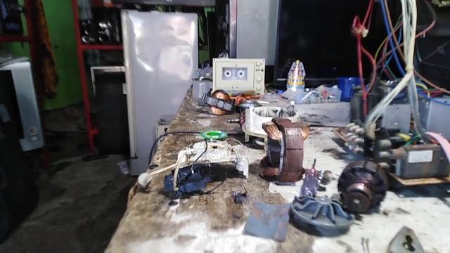BLENDER PANASONIC BAU HANGUS, KERUSAKAN PADA ANGKERNYA SUDAH RONTOK/SEPUL JUGA IKUT DIGANTI. смотреть онлайн