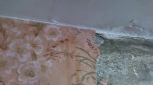 Как повешать ковер без дюбелей. Лайфхак из прошлого.