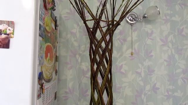 Живое плетёное дерево из ивы. смотреть онлайн