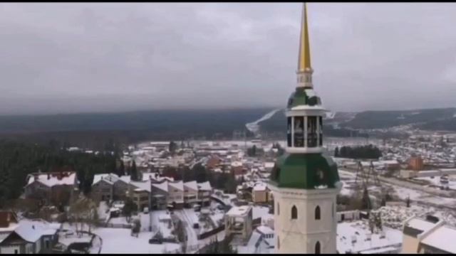 Автобусный тур Зюраткуль (Ледяной фонтан) + тур Таганай Чëрная скала+ парк Красная горка 2024 зима смотреть онлайн
