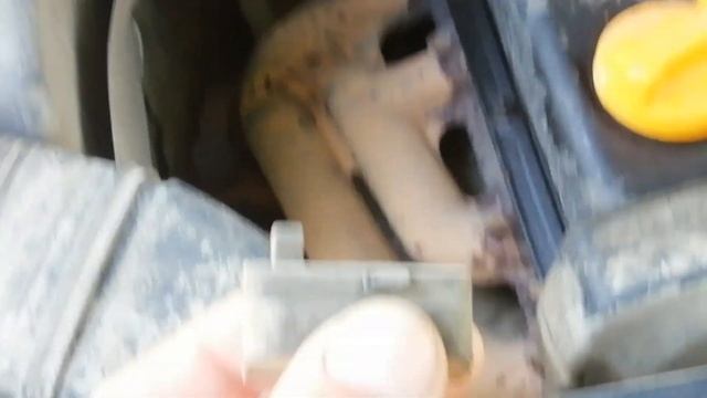 Очередное фиаско.. бочЁк потик... Замена радиатора ауди А4 б5 #Audi #AudiA4B5 #AudiA4