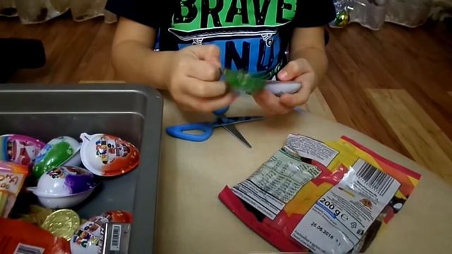 Подарки Святого Николая ч2 Unboxing множества сладостей смотреть онлайн